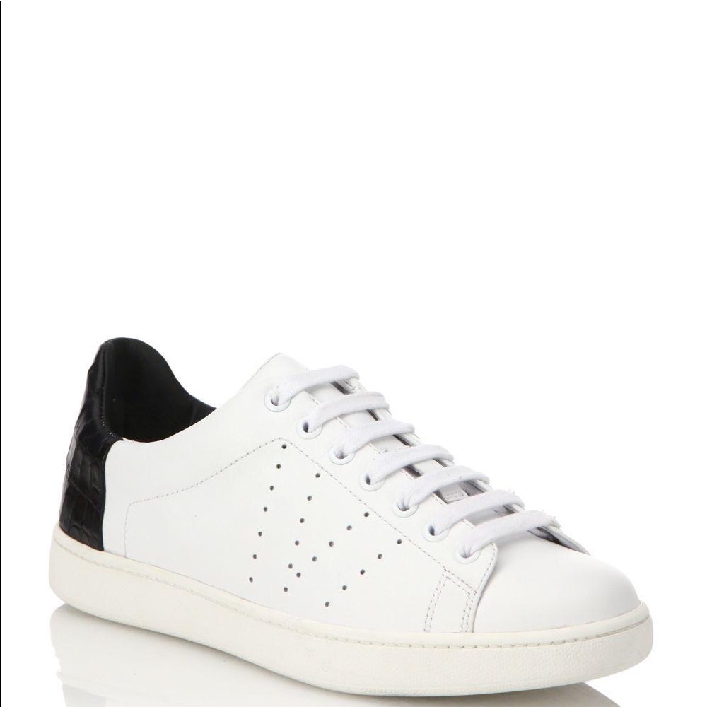 Like New Vince Varin Sneakers Size 5